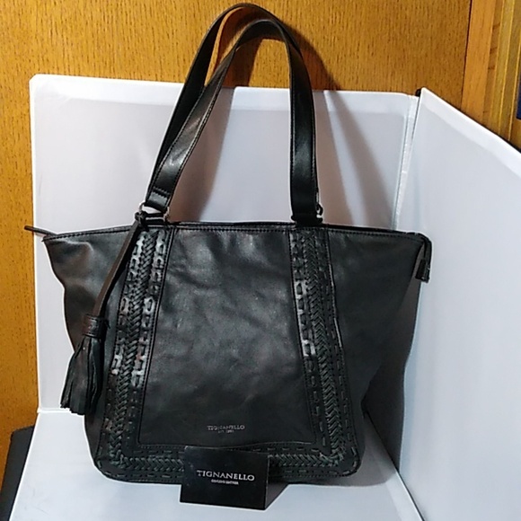 Tignanello black leather shoulder  bag with tassel - Picture 1 of 11